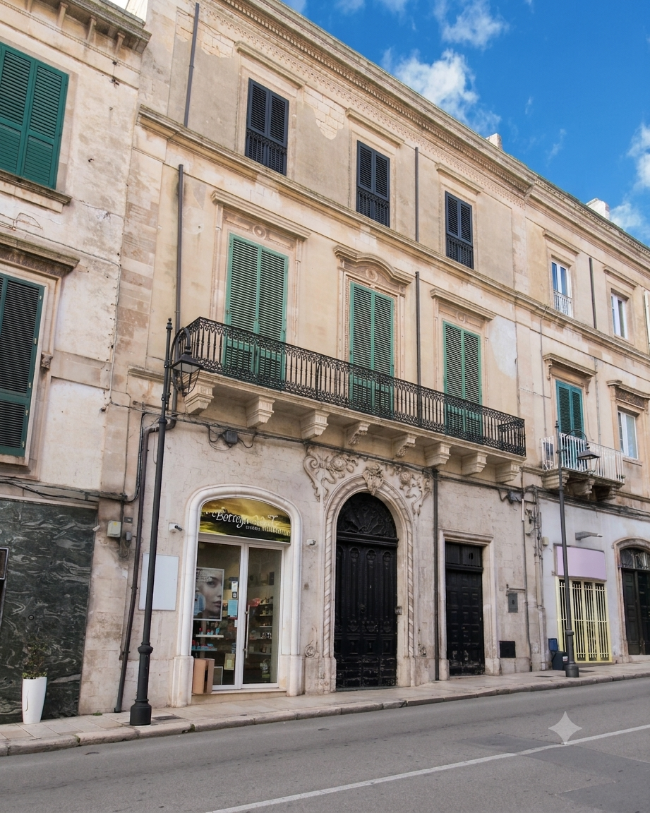 RIF: 11143 VENDITA INTERO PALAZZO,CORSO ITALIA MARTINA FRANCA