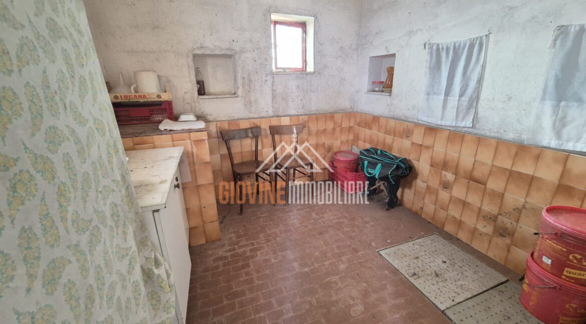 VENDESI VILLA A MARTINA FRANCA (21)