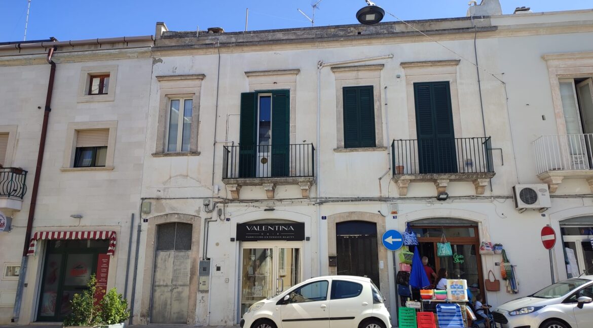 AFFITTASI APPARTAMENTO MARTINA FRANCA (1)