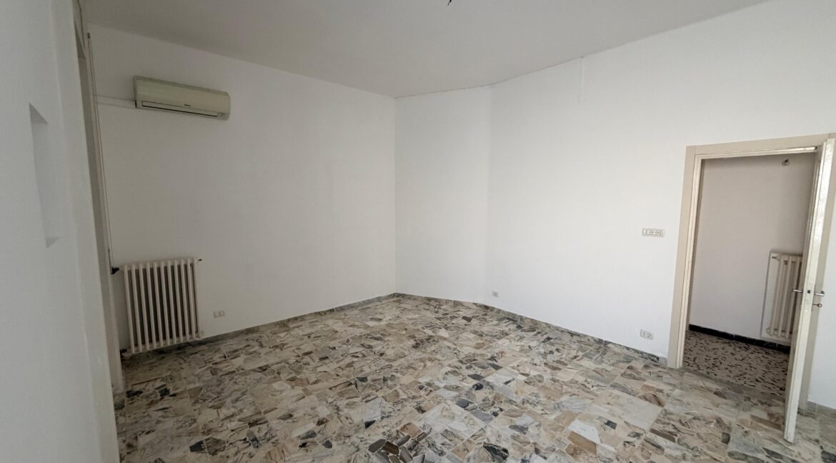 affittasi casa uso studio martina franca (6)