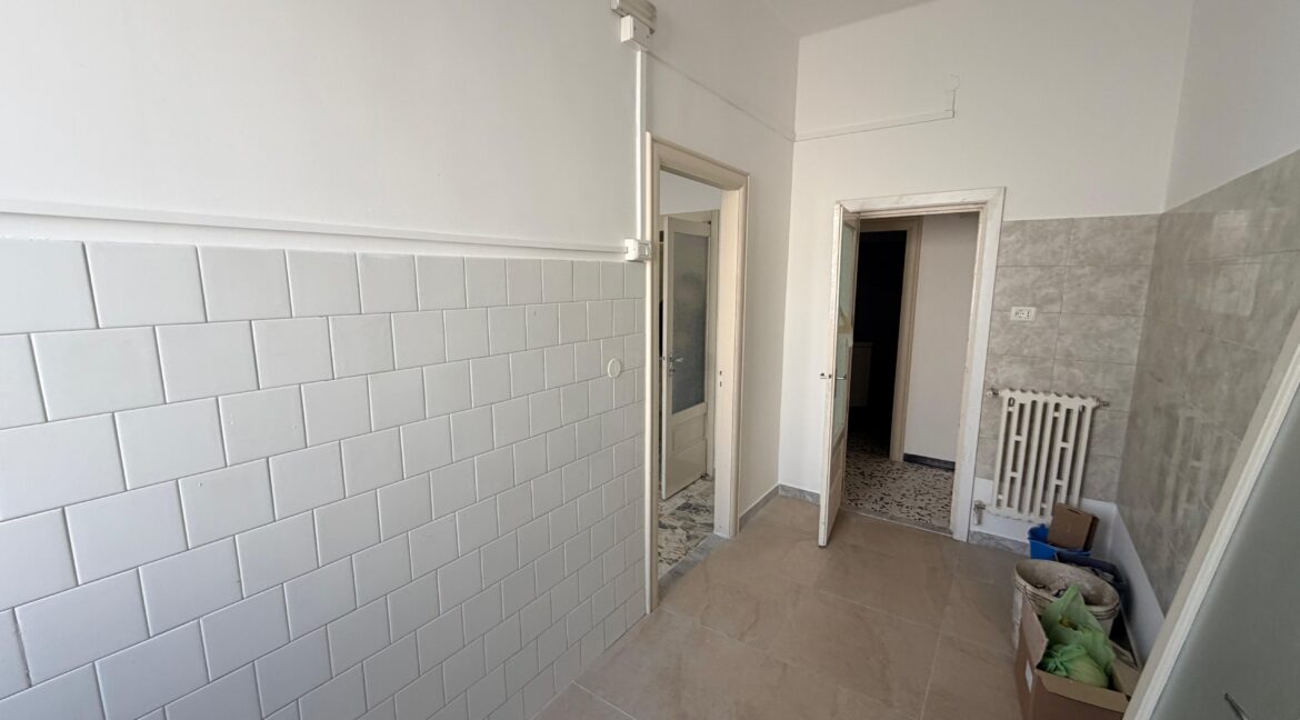 affittasi casa uso studio martina franca (7)